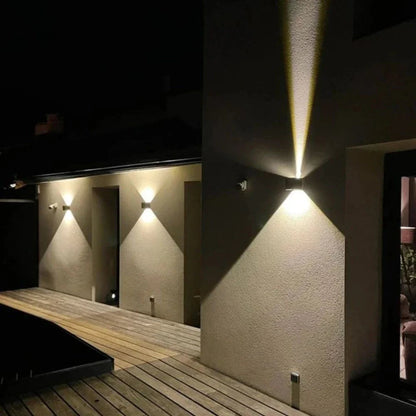 Tiveario Home™ Adjustable Wall Light
