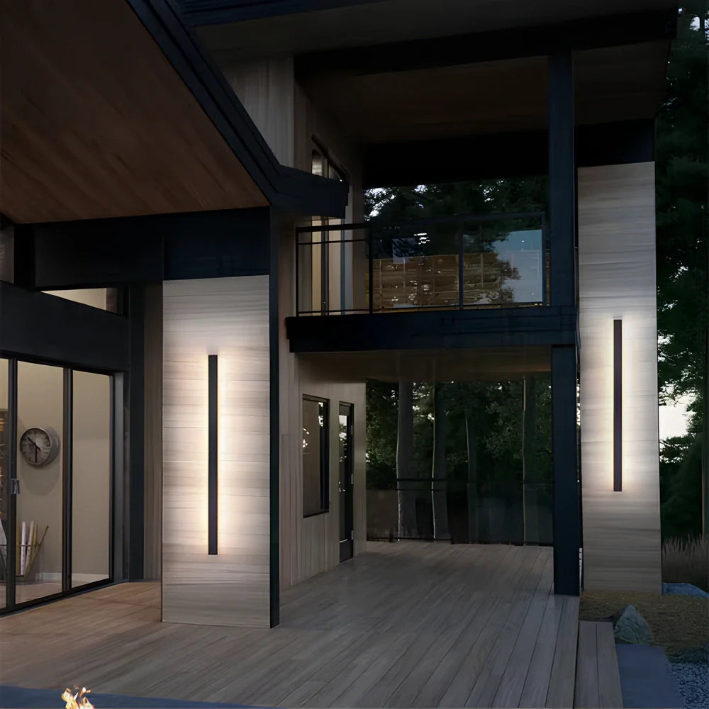Linear Outdoor Sconce