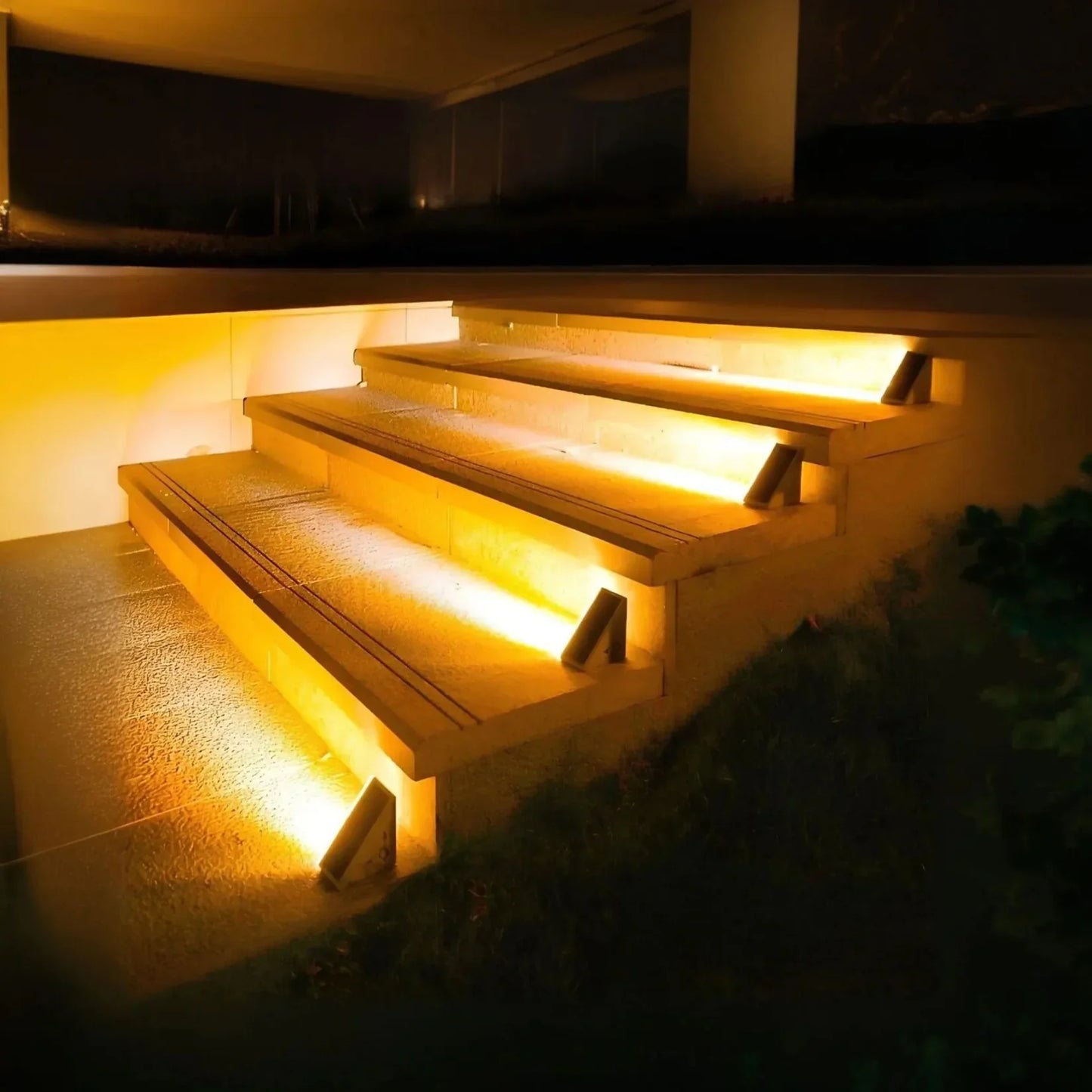 Solar Powered Stair Lights (Set of 6)